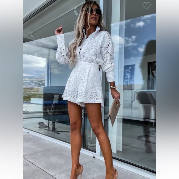 #184 STAND COLLAR LACE AND SHORT SET - Picture 3 of 4